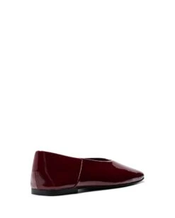 Gaia Flat Bordeaux Patent -THERAPY SHOES GAIA BORDEAUX BACKANGLE
