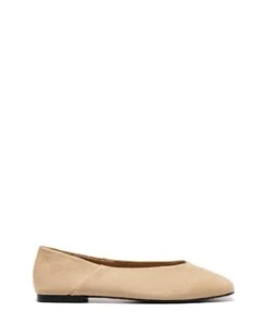 Gaia Flat Cashew Suede