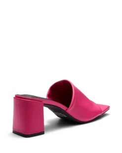 Grimes Magenta *FINAL SALE* 8 Grimes Magenta *FINAL SALE* -THERAPY SHOES GRIMES MAGENTA BACK ANGLE