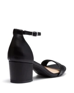 Reeves Black *FINAL SALE* 8 Reeves Black *FINAL SALE* -THERAPY SHOES REEVESSMOOTH BLACK BACKANGLE